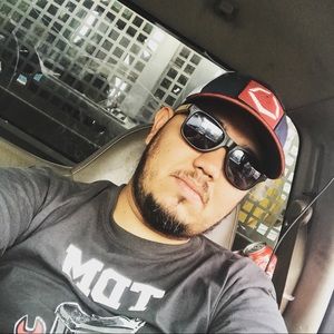 Meet your Posher, Juan